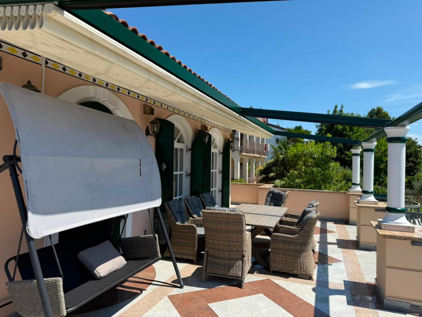 Villa Cicibela — Außenbereich