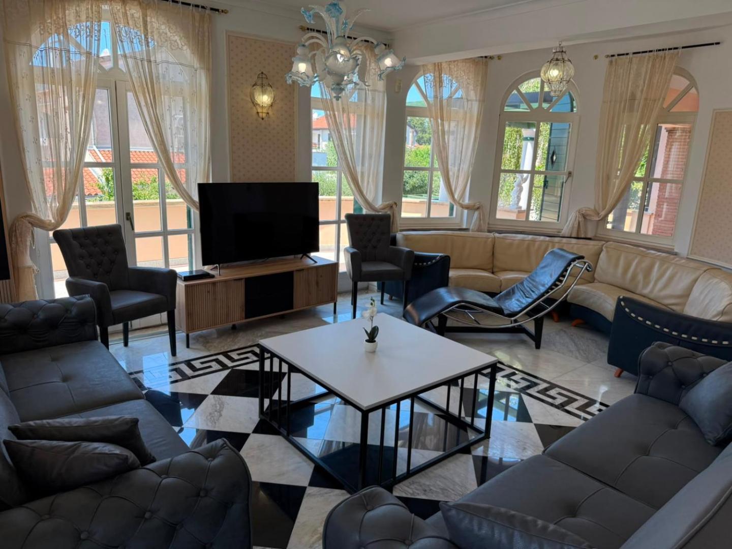 Villa Cicibela — Wohnen und Küche