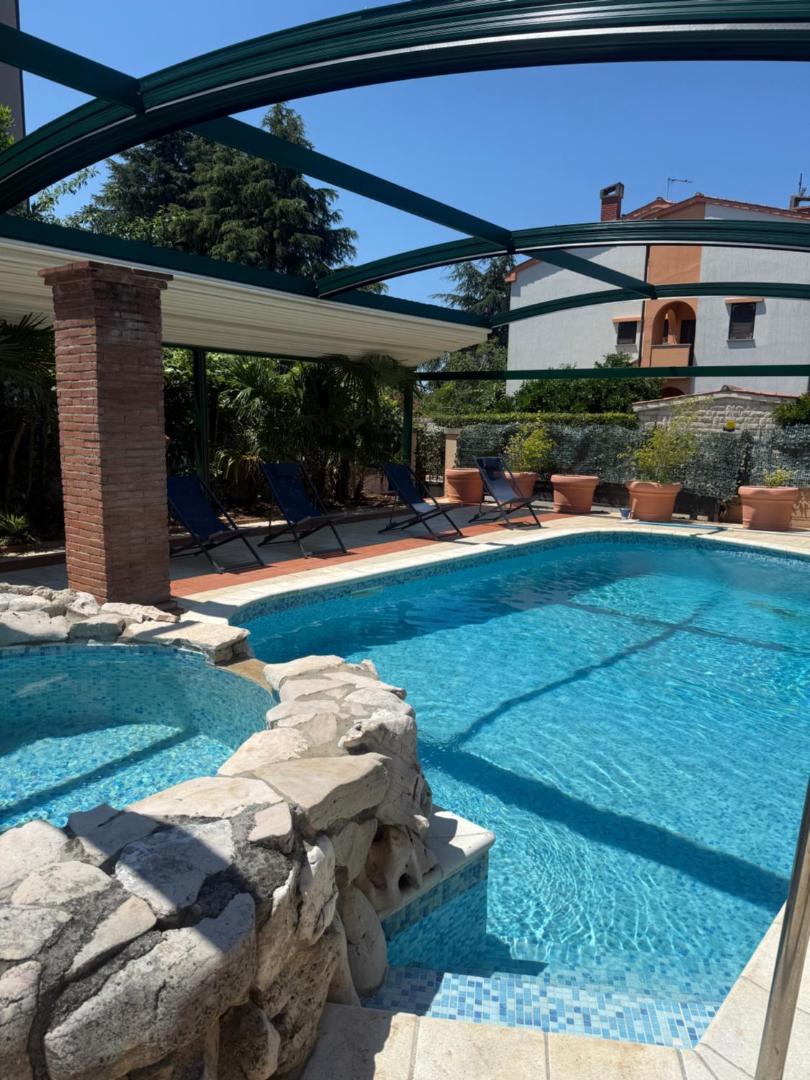 Villa Cicibela — Detail